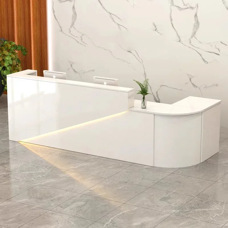 

Столы для ресторана, кафедра, офисный стол, церковная кафедра, аппарат, бар, касса, стойка, магазин, офисная мебель для приема