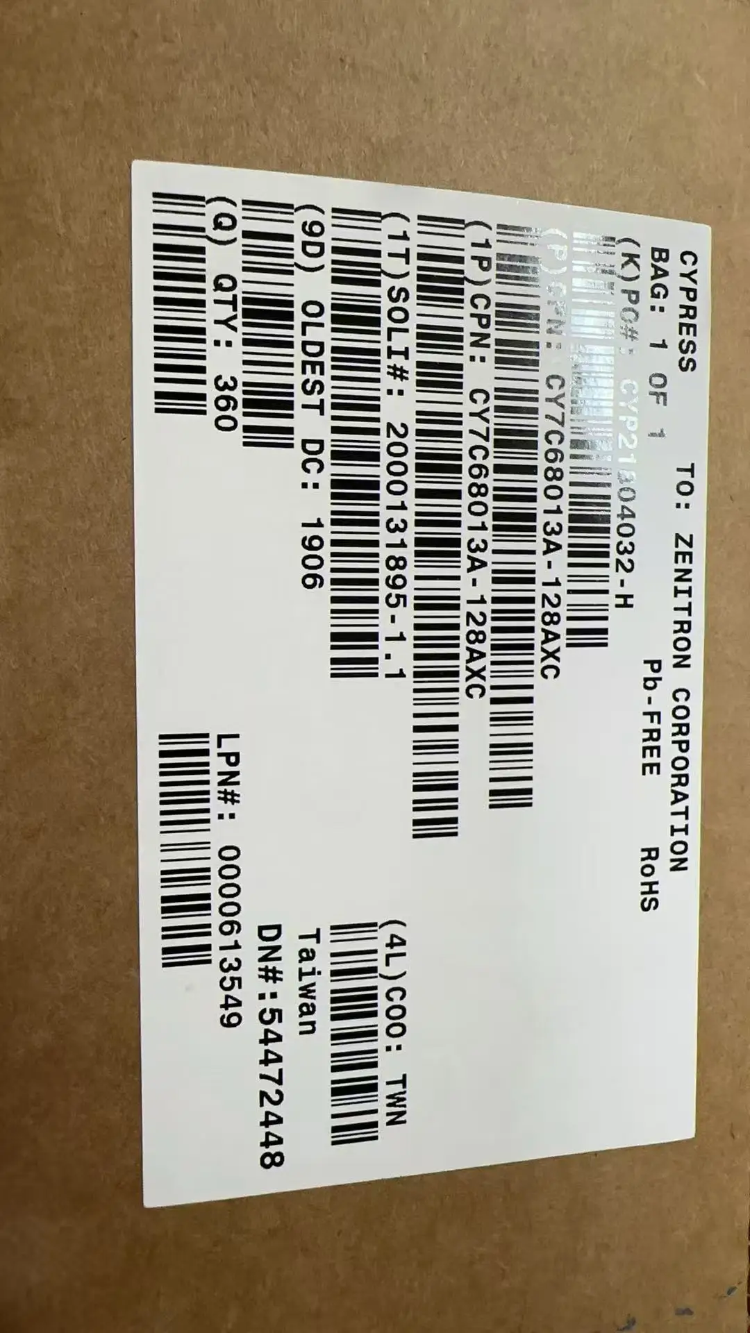 CY7C68013A-128AXC CY7C68013A-128AX qfp128、高品質の製品、100% 新品