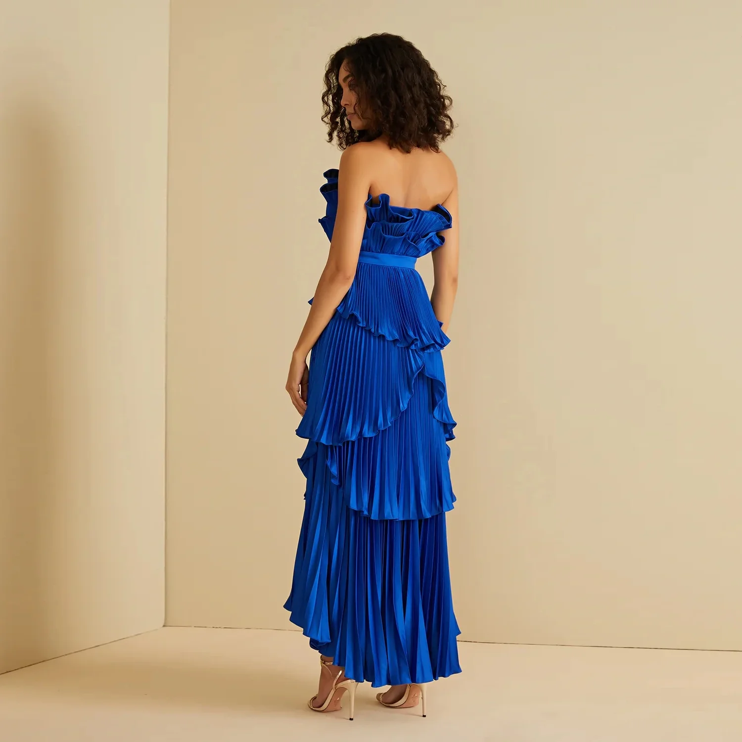 

Royal Blue Pleated Maxi Dresses Strapless A Line Long Party Dress Off Shoulder Custom Made Fashion Ruched Prom Gowns