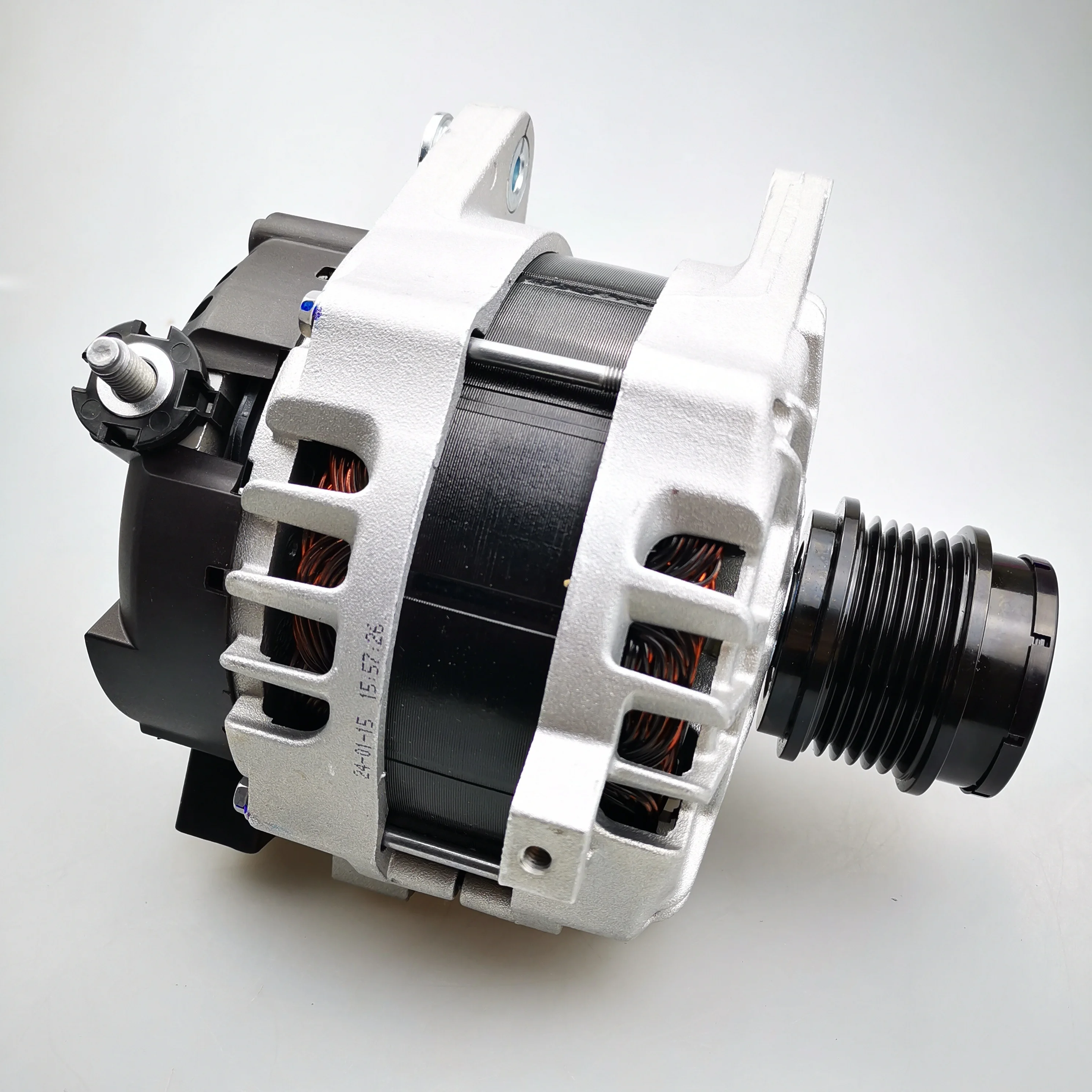 SAIC MAXUS T60 V80 T90 ديزل 2.0T مجموعة المولدات الأصلية C00090138