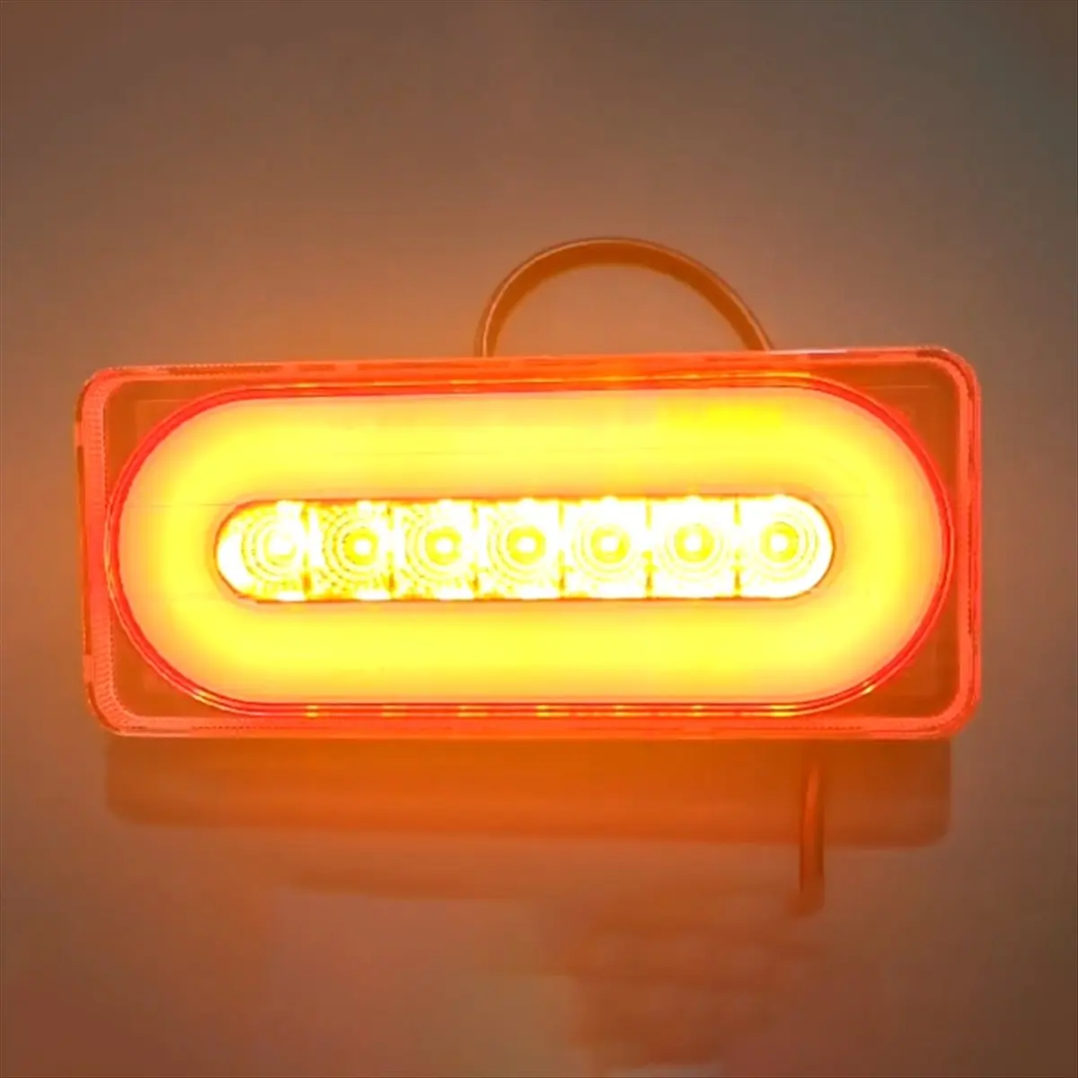 Stable- Car LED Dynamic Turn Signal Lights 12V-24V Tail Light Warning Light Outline Lamp for Bus Trailer RV Truck MK-022,A