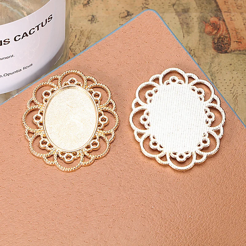 10pcs 18x25mm Inner Size 4 Colors Plating Classic Hollow Flower Cameo Cabochon Base Setting Charms Pendant Necklace Findings