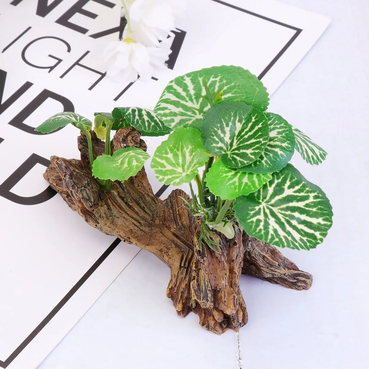

Resin Wood and Grass Aquarium Ornament Fish Tank Underwater Decoration Desktop Photo Props Fish Tank Wood Sculpture