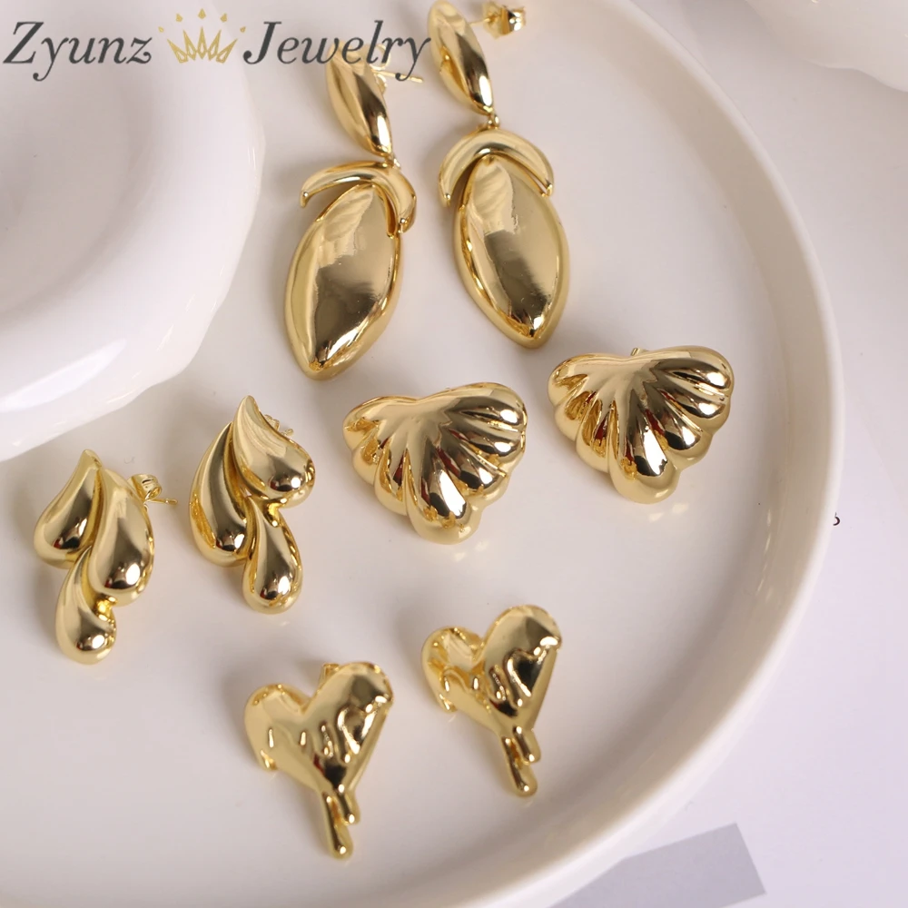 

5 Pairs, Classics Gold Plated Metal Drop Heart Shape Stud Earrings for Women Girls Smooth Copper 18K Gold Plated Piercing Ear