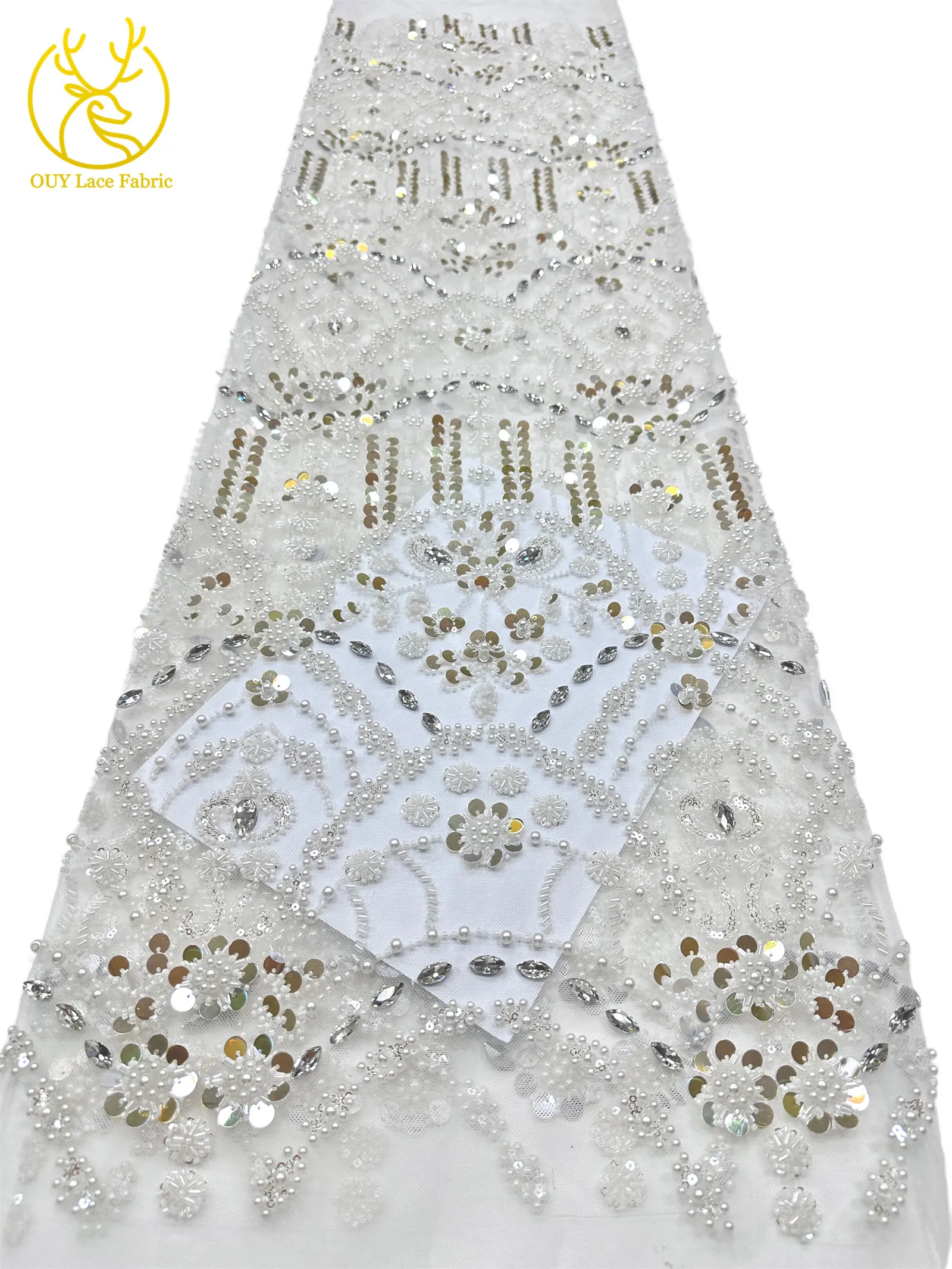 Afrikanischer Spitzenstoff in Traubenlila, französische Pailletten, bestickte Spitze, glitzernde Strass-Spitze für Brautkleider zum Nähen – Detail 9