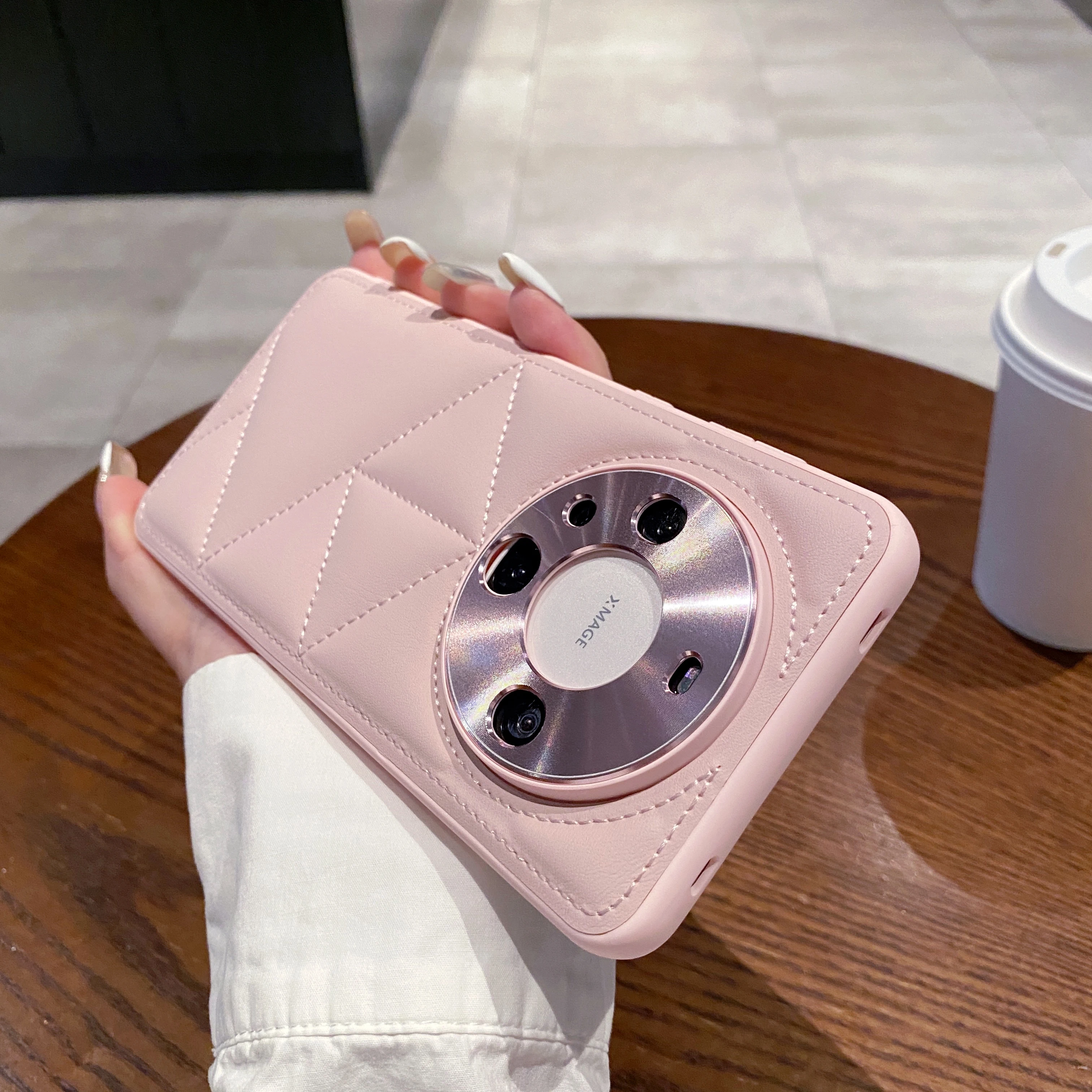 

Luxury Diamond Patterned Leather Metal Lens Frame Phone Case For Huawei Mate 60 Pro P70 80 Pro Ultra Anti Drop Protective Cover