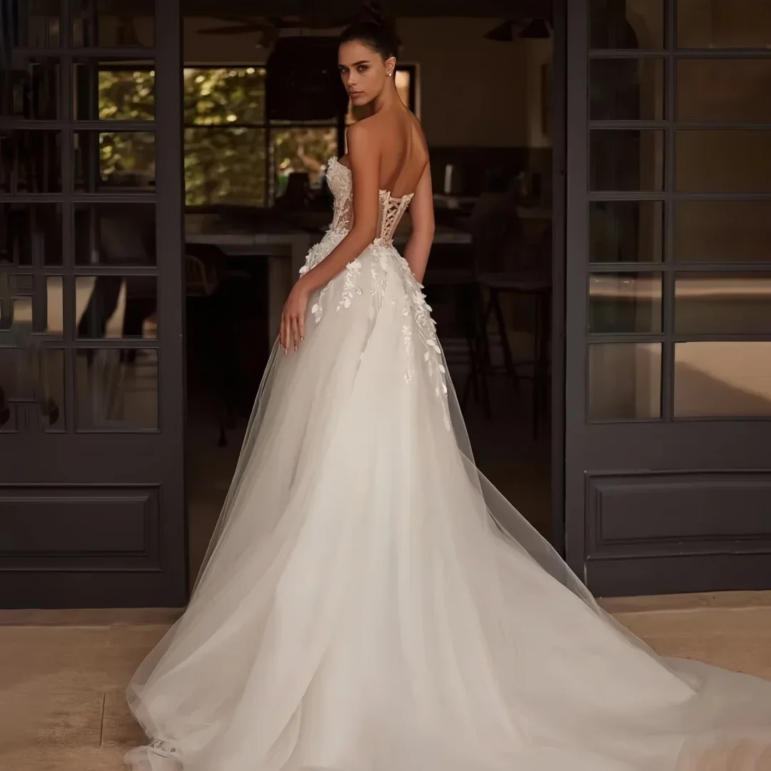 Lindo vestidos de casamento uma linha tule em camadas vestidos de noiva sexy sem alças sem costas robes glamourosos vestidos de novia personalizado