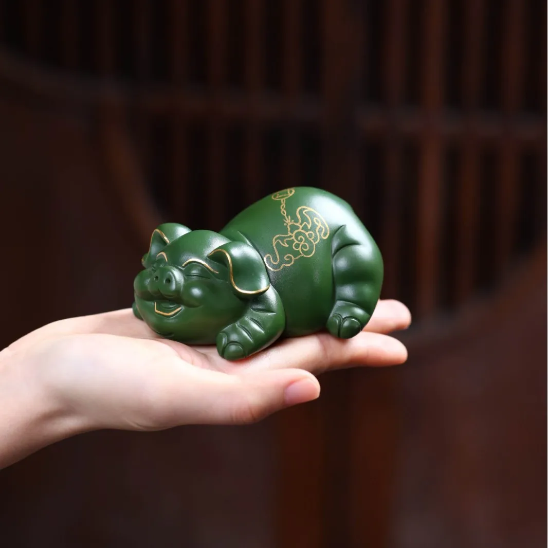 

Yixing Purple Cla Ornament [Gold-Painted Fortune Pig] Full Handmade B Master Craftsman, A Wealth-Attracting Zodiac Pig Tea