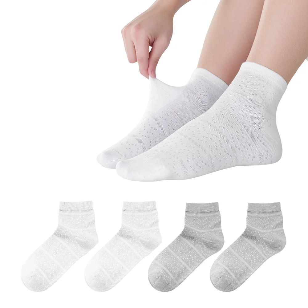 Children's socks made of combed cotton and ultra-thin mesh breathable short h breathable short socks suitable for boys and girls