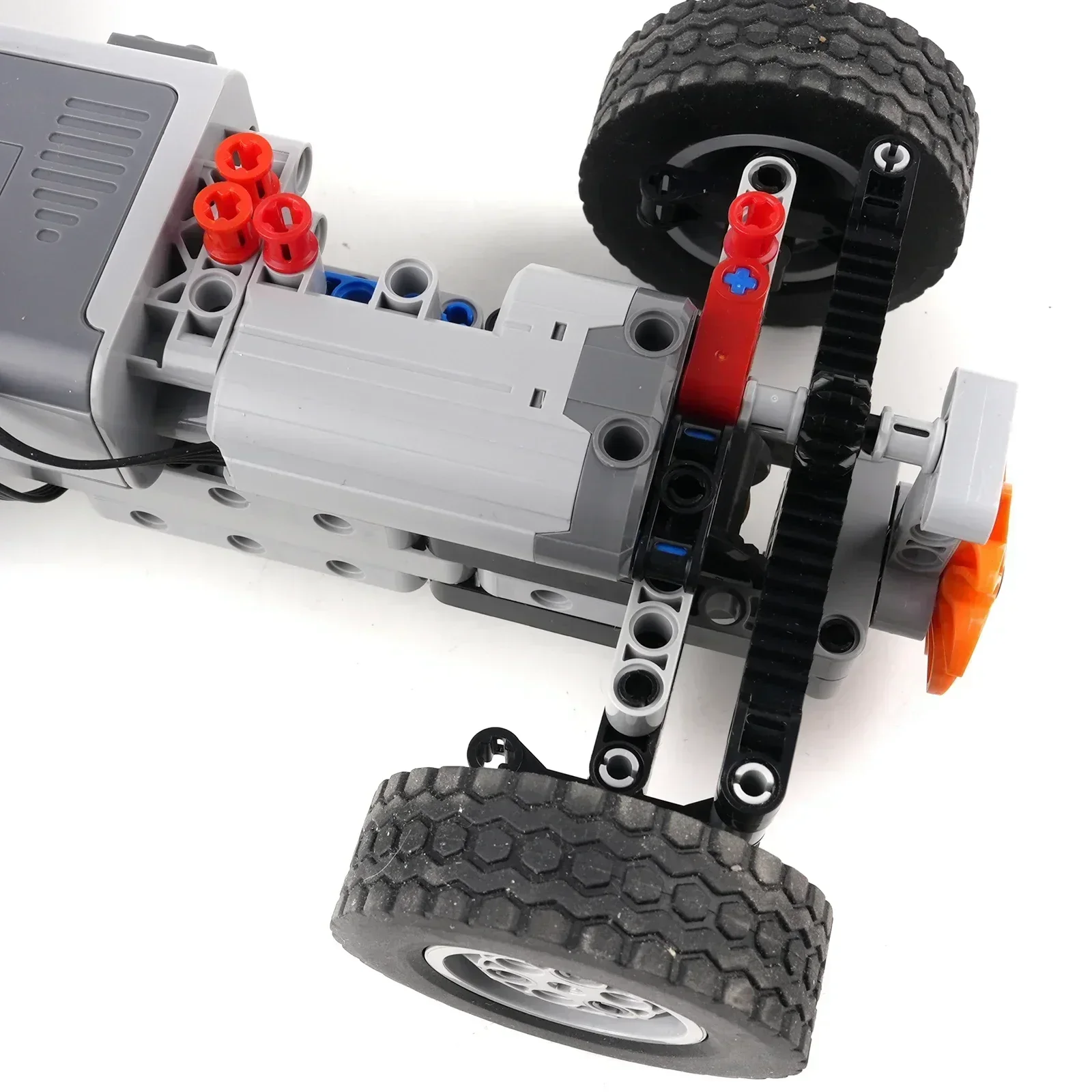 4WD سيارات ذات الدفع الرباعي الكهربائية عن بعد نموذج السيارة محرك المحرك التفاضلي والعتاد MOC التقنية بناء لعبة المكعبات الهدايا