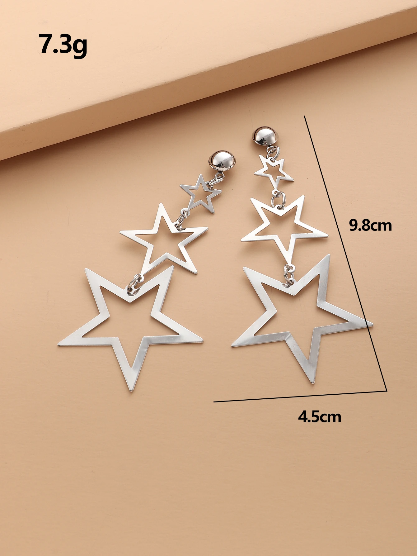 New Star Niche Hollow Design Earrings High-end Temperament Girls Gift Stud Earrings Tassels Hundred Accessories