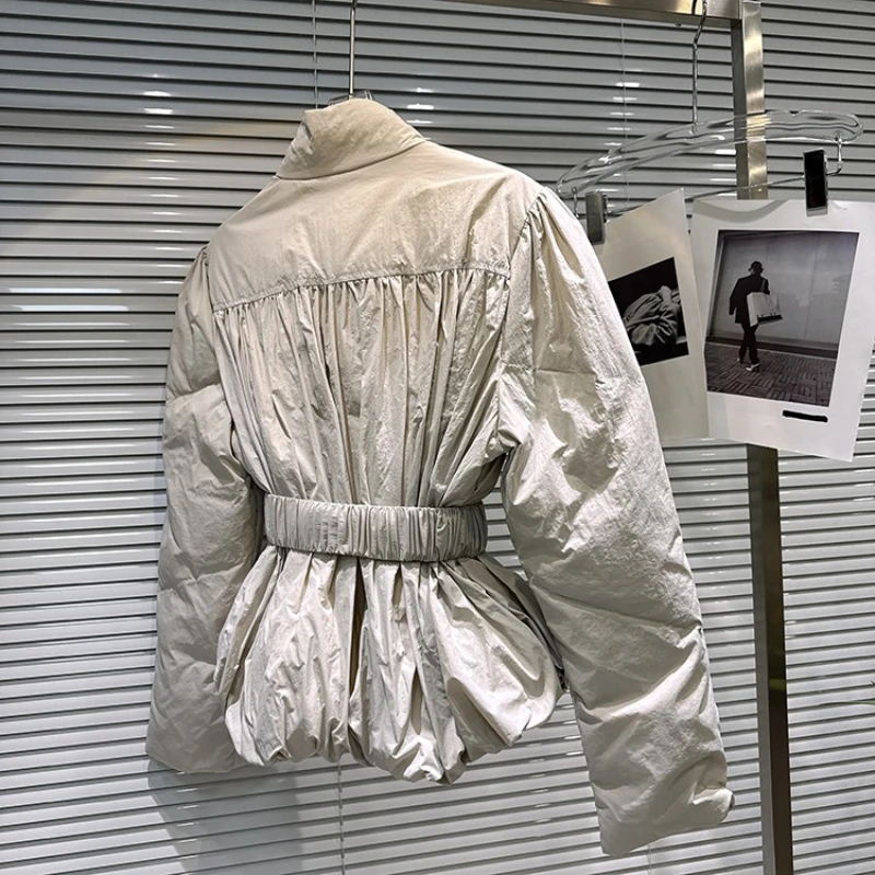 2025 شتاء جديد عصري الترفيه الوقوف طوق أسفل سترة تصميم تحسس بلون الخصر Cinced حزام أسفل سترة