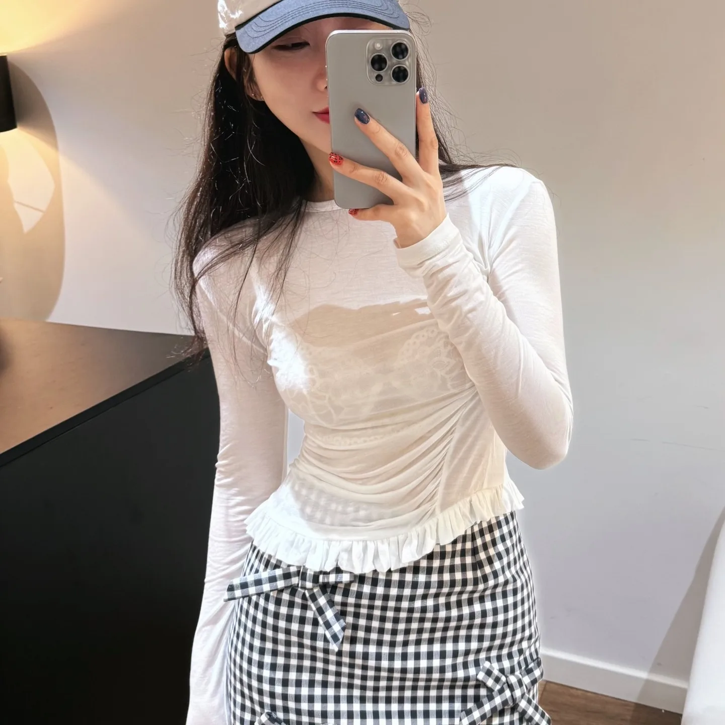 

Белая женская футболка Dongda Gate с длинным рукавом, тонкая, с защитой от солнца, сексуальная, плиссированная, в корейском стиле, для весны и лета, повседневная одежда