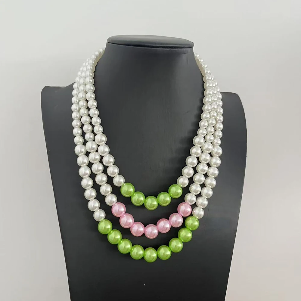 AKA قلادة بطبقات من اللؤلؤ الوردي والأخضر