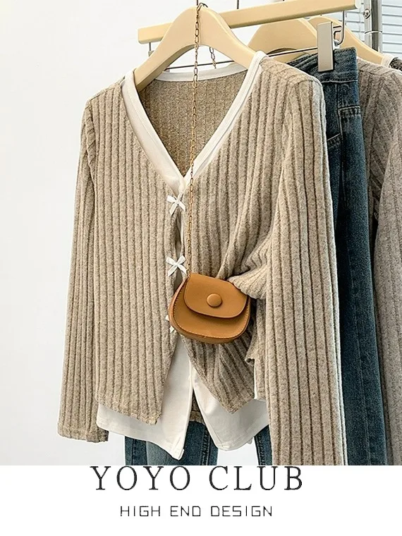 

Slimming Effect plus Size Knitwear V-Ne Bow Tie Long Sve Casual Sle Faux Two-Piece Women's Top Knot Sweater