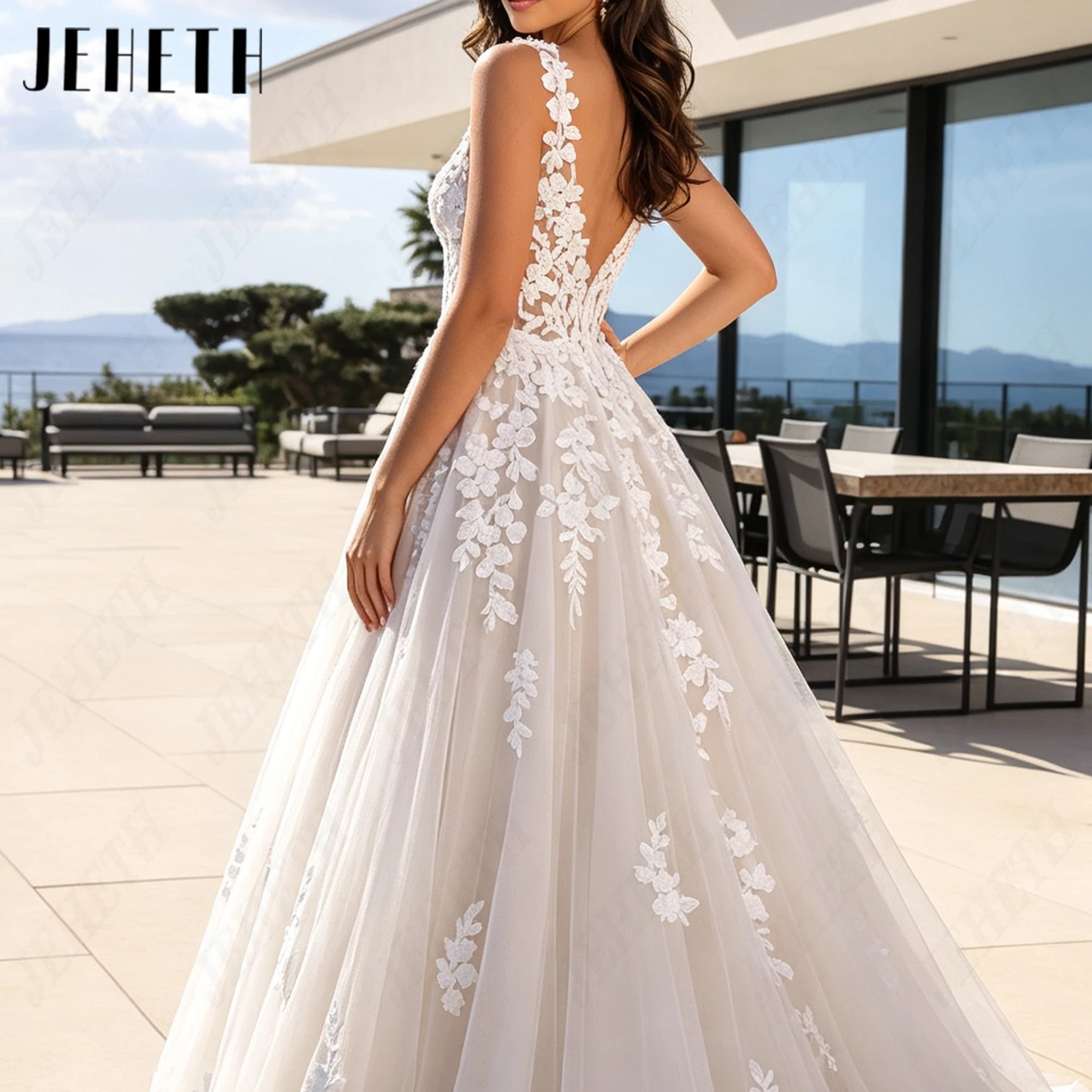 JEHETH Backless Boho Beach Wedding Gowns Lace Appliques Sleeveless Bridal Gown Sweep Train Trendy Customized Tulle Bride Dresses
