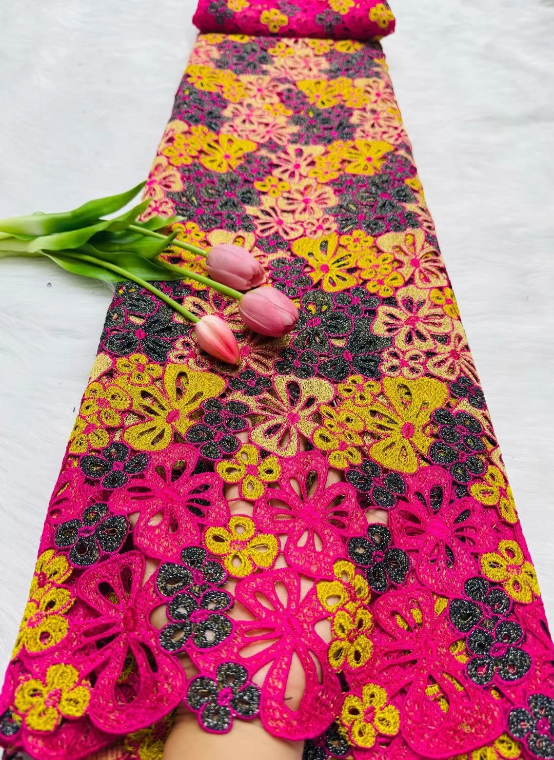 Wasserlösliche Spitze, afrikanischer hochwertiger Guipure-Spitzenstoff, 5 Yard, 2026, mehrfarbig, luxuriöse bestickte Kordelspitze für Partykleid