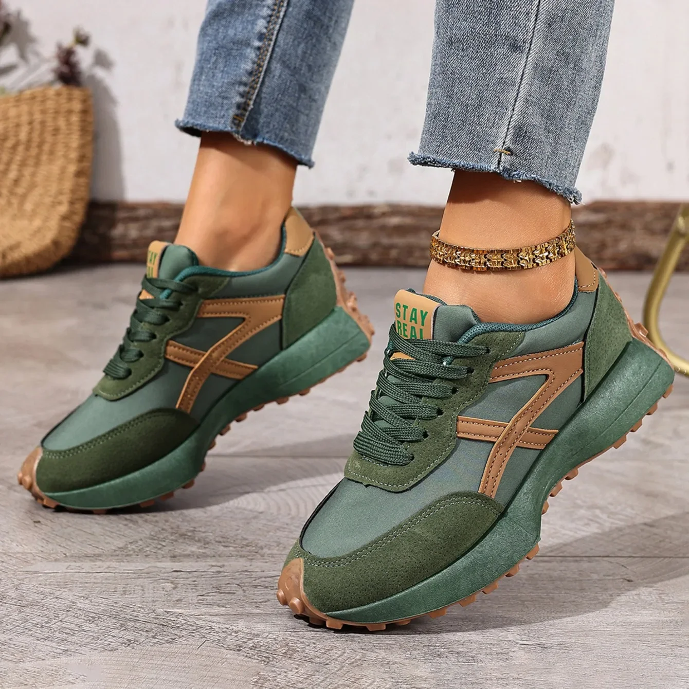 2025 Neue Damen-Sneaker Frühling Casual Schnür-Sportschuhe Luxus-Plattform Rutschfeste Laufschuhe Damen Zapatos De Mujer – Detail 4