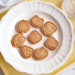 9Pcs/Set Pastoral Style Biscuit Mold Cartoon Animals Avocado Toast Frog Sun Bear Flower Pattern Cookie Cutter Baking Tools