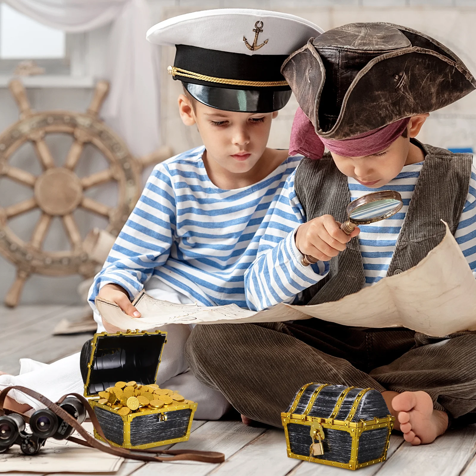 

1pcs Plastic Pirate Game Key Classroom Pretend Play Adventure Storage Box Prizes Collection Container Small Portable