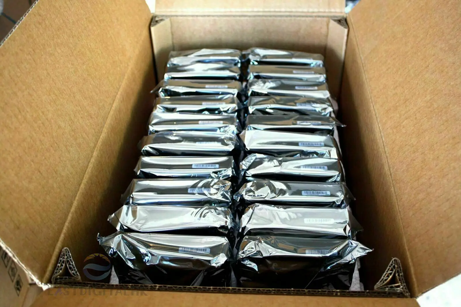 Seagat ST8000NM000A 8TB Exos 7E8 Enterprise HDD 8TB 7200RPM 256MB 512N SATA 6Gb/s 3.5