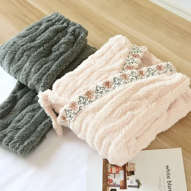 

Thickening Ladies Warm Sleepwear V-Neck Women's Flannel Winter Set Home Trousers Pajamas Pyjamas Embroidery Wear Nightwear