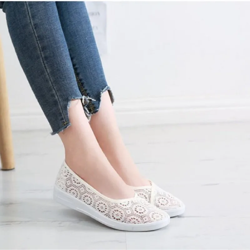 Summer Casual Flats Shoes Woman Hollow Outs Breathable White Lace Work Shoes Fisherman\'s Shoes Flat Bottom Cloth Shoe Loafers