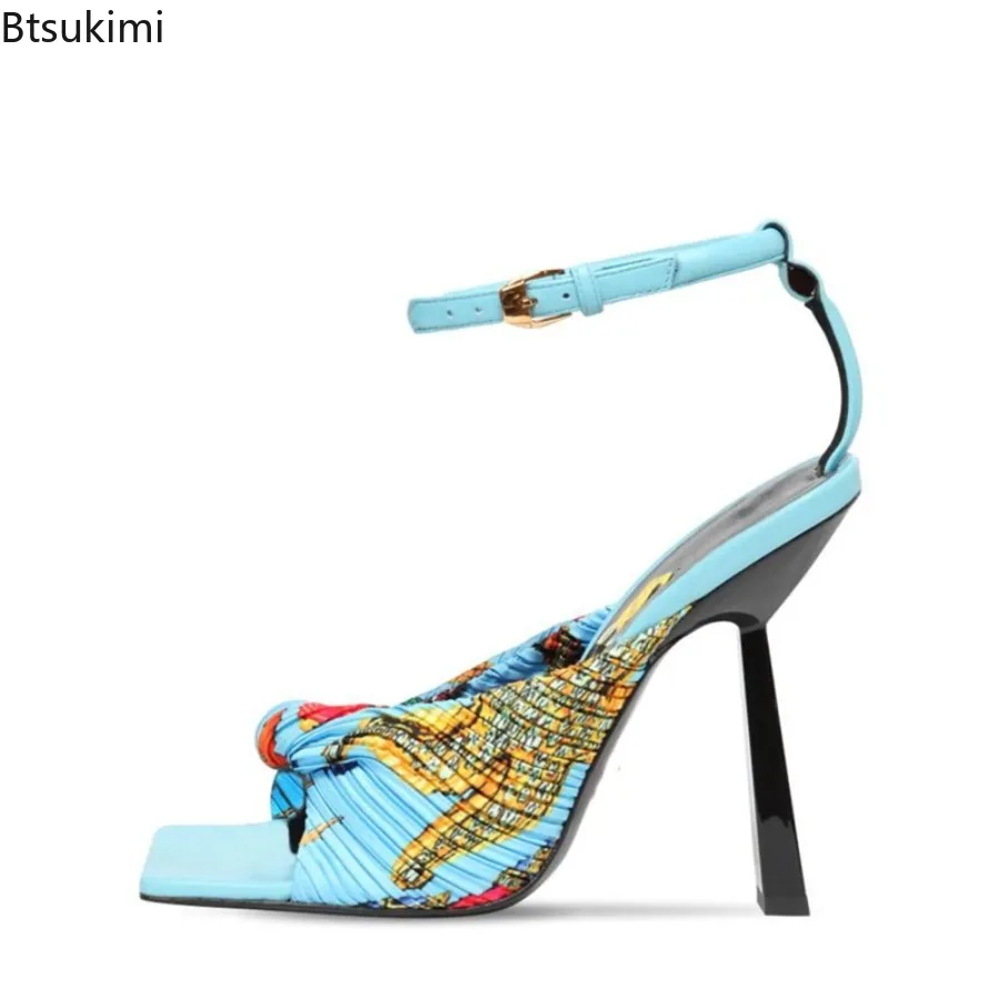 

Sqaure Toe Summer Women's Gladiator Sandals Tropical Flower Print Thin Heels Buckle Strap Catwalk Shoes Sexy Runway High Heels