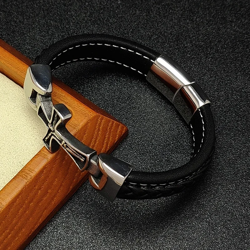 Religious Bangles for Men, Classic Leather Jesus Bracelet, Stainless Steel Christ on the Cross, Catholic Jewelry Accessories