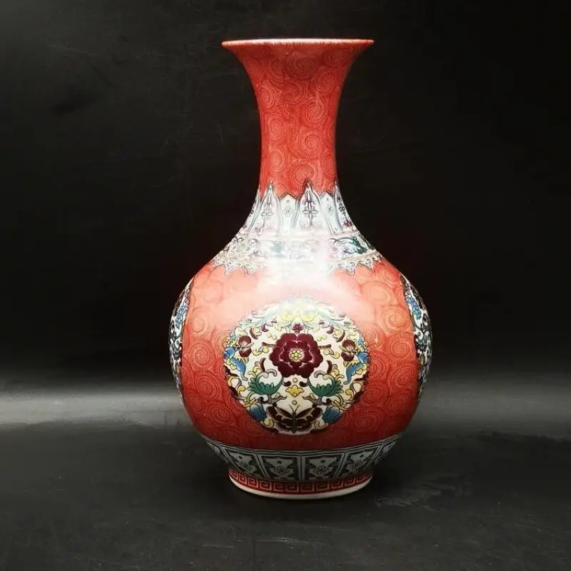 

Chinese Qing Qianlong Red Enamel Porcelain Flowers Pattern Vase 8.9 inch