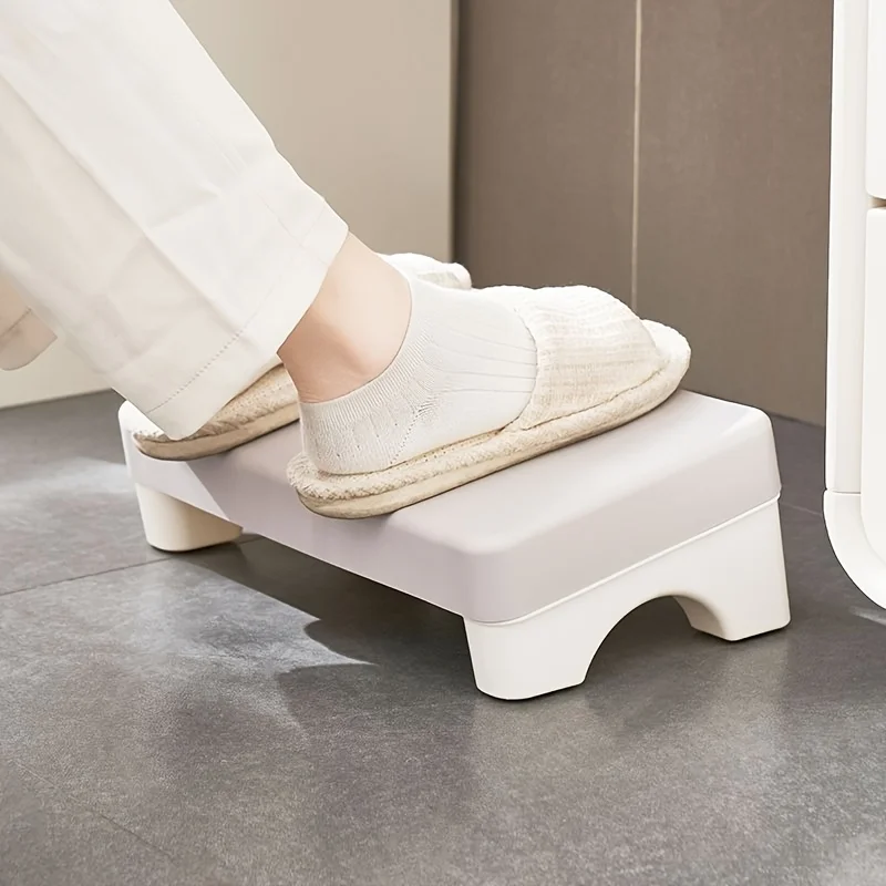 مسند قدم مريح من البولي بروبيلين لمكتب المكتب. يناسب تحت المكتب، والاستخدام في العمل والأريكة والدراسة. مريح وموفر للمساحة.