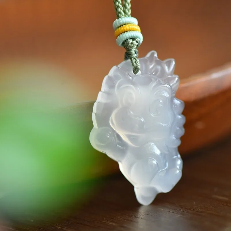 

Natural High-ice Agate Cartoon Dragon Pendant, Ethnic Style Necklace (random Rope) Light Luxury