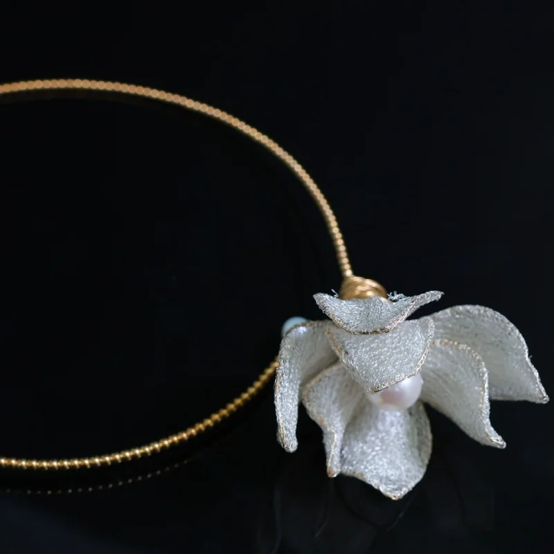 

SGARIT 14K Gold Filled Floral Pearl Choker Necklace Natural Freshwater Edison for Women Gold Color Adjustable Chain 8450