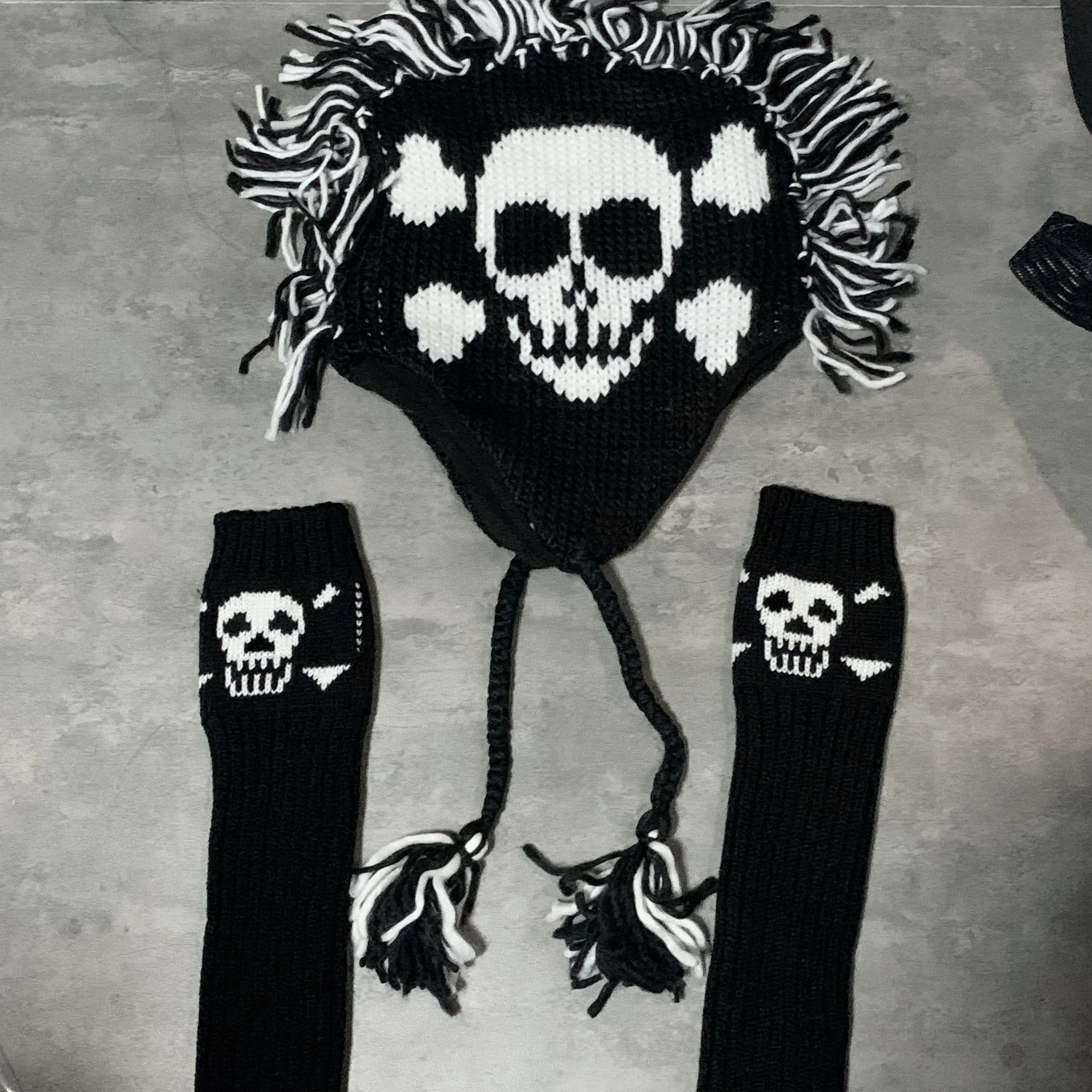 Ruibbit Skeleton Gloves Punk Goth Harajuku Tassel Cockscomb Hats