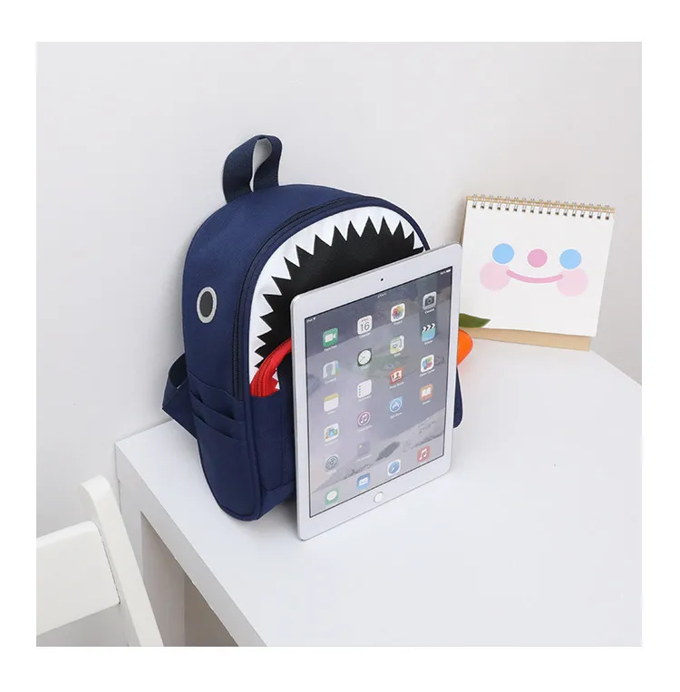 Mochila personalizada de tiburón para niños pequeños, mochila con nombre personalizado, bolsa escolar de dibujos animados para bebés, niños y niñas