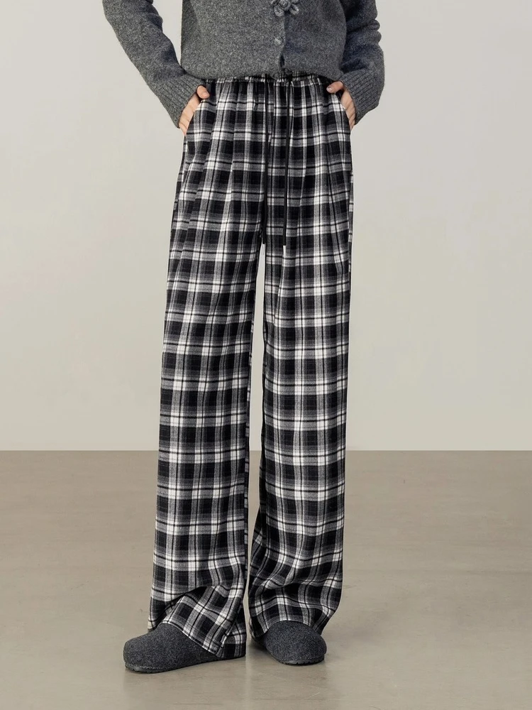

SENTUBILA Women's Plaid Pants 2025 Autumn Winter Loose Straight Pant Fashion Casual Drawstring Elastic Waist Trousers W54KD4006