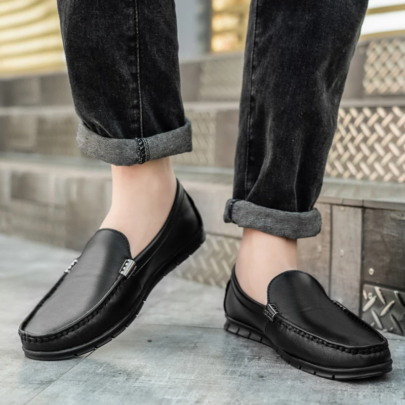 Mens Shoes slip on fashion Casual Luxury Brand Genuine Leather Men Loafers Breathable Driving Shoes Slip On Moccasins men