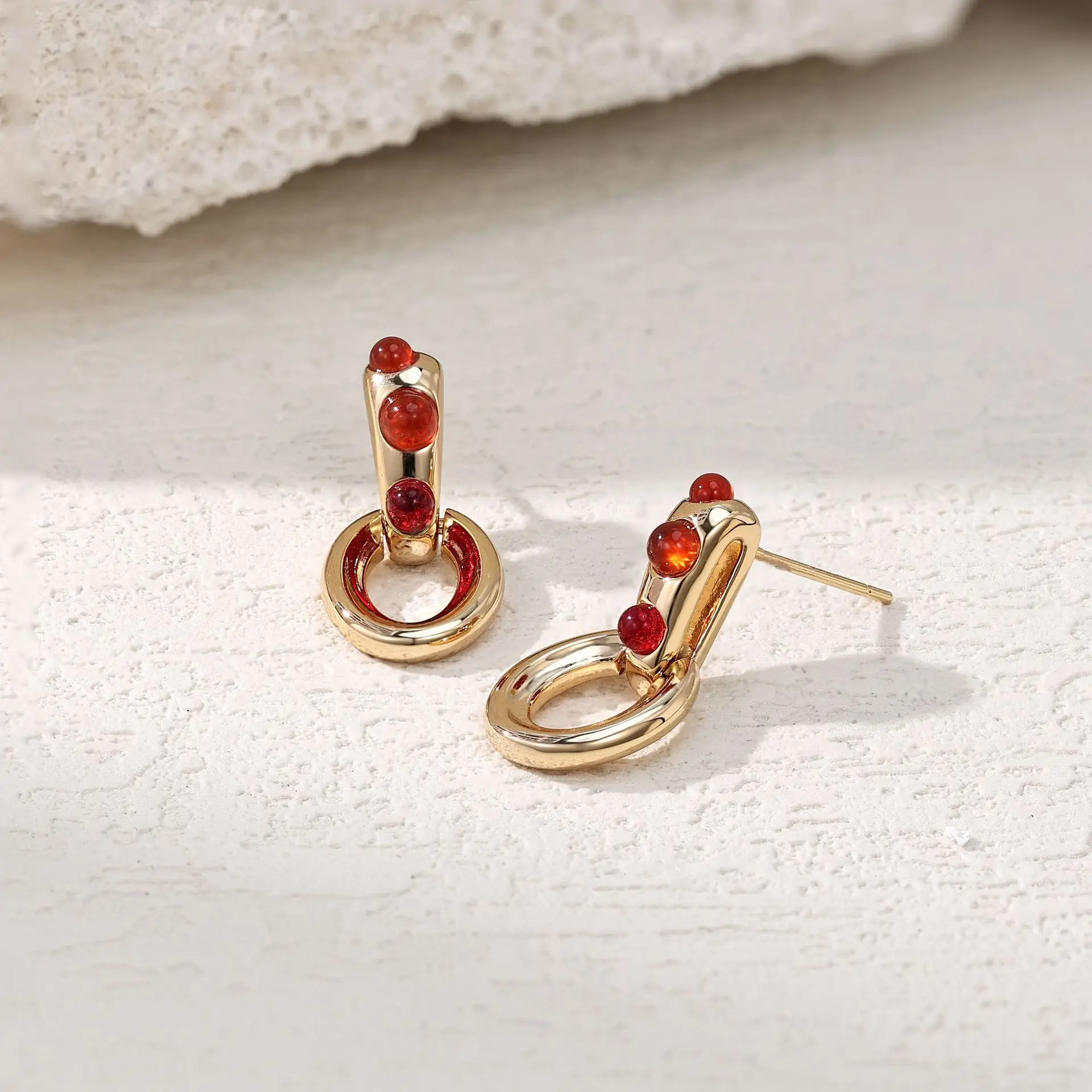 Original design Light flow series copper gold plated small exquisite temperament South red agate niche design earrings