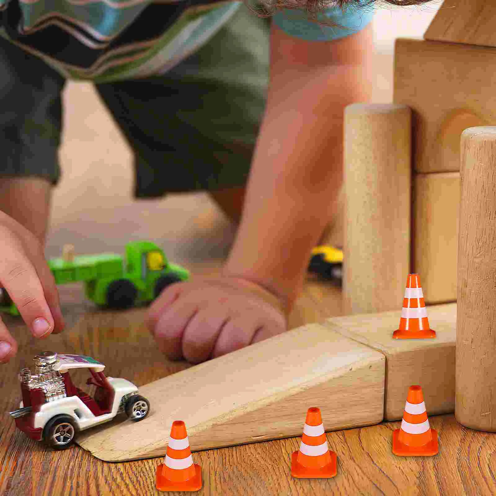 7 Pcs Road Sign Pretend Play Simulation Roadblocks Gift Small Traffic Cone Toys Mini Abs Portable for Kids