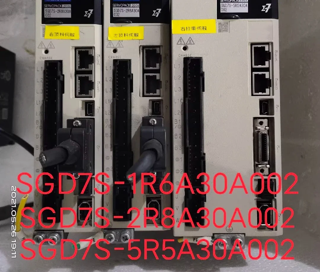 

SGD7S-1R6A30A or 2R8A30A or 5R5A30A002 Yaskawa servo drive in beautiful condition