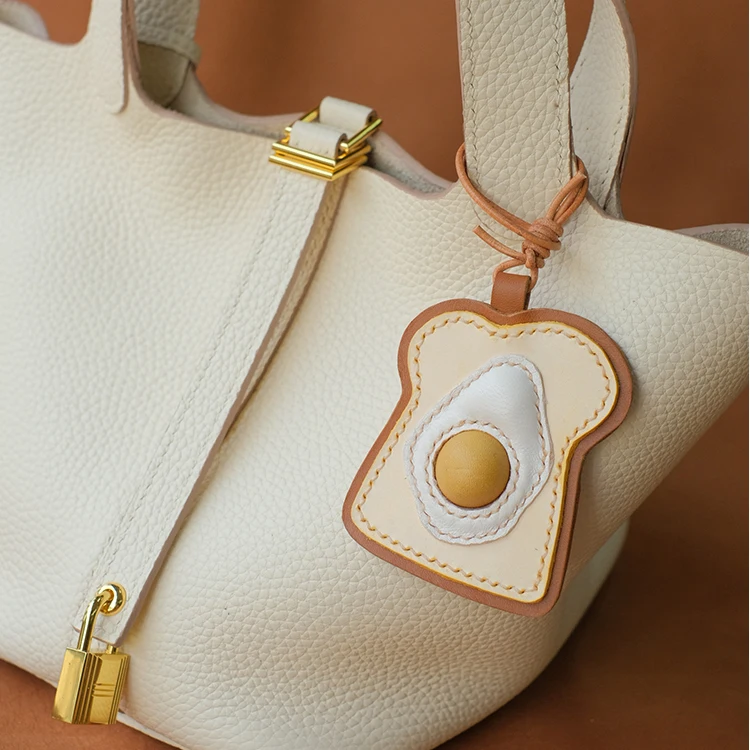 

Toast Egg Bag Keychain Pendant, Top Layer Cowhide Handmade Genuine Leather Charm, Vintage Exquisite Gift Souvenir