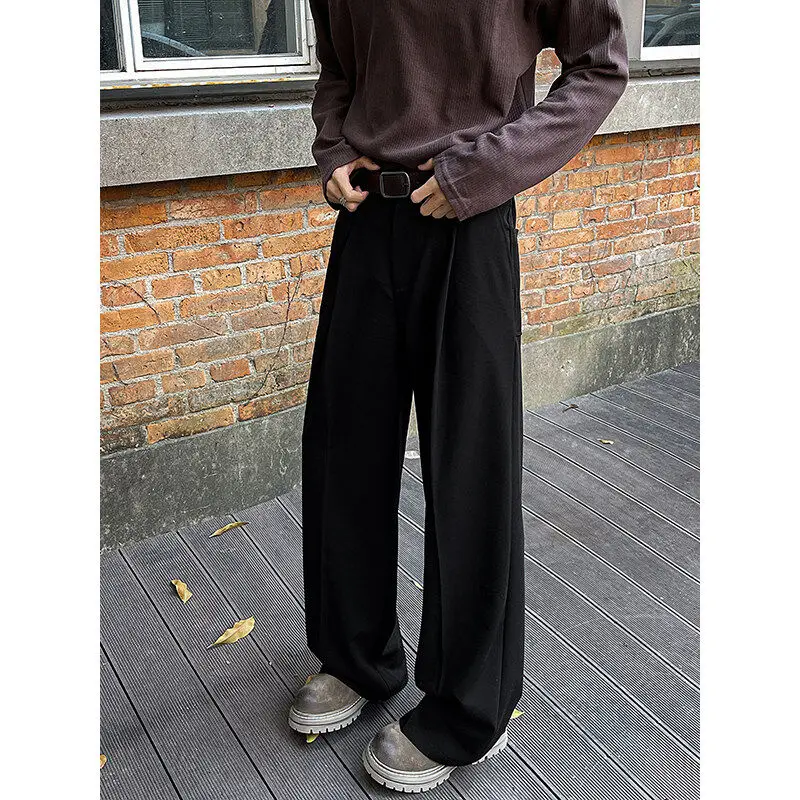 กางเกงสูทผู้ชายทรงหลวมสไตล์อเมริกัน แบรนด์ Bla Cleanfit ทรงขากว้าง ผ้าพลิ้ว ให้ความรู้สึกหรูหรา ทรงตรง