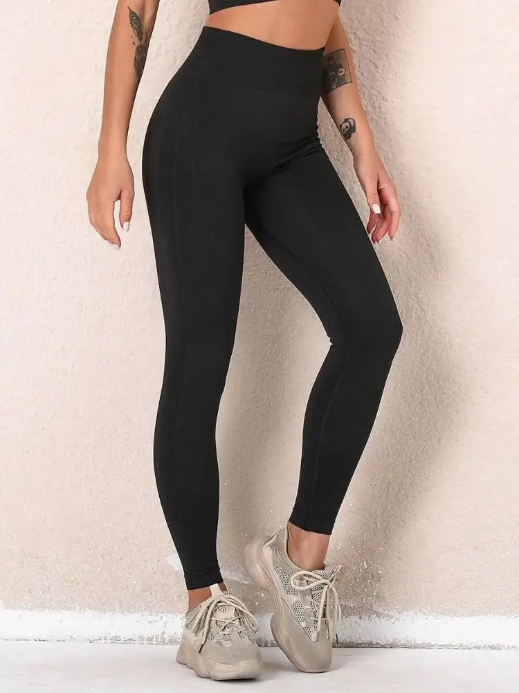 กางเกงโยคะผู้หญิง กางเกงเลกกิ้งไร้ตะเข็บ กางเกงออกกำลังกาย เอวสูง กระชับสัดส่วน ยกกระชับสะโพก ยืดหยุ่นสูง เหมาะสำหรับฟิตเนสและยิม