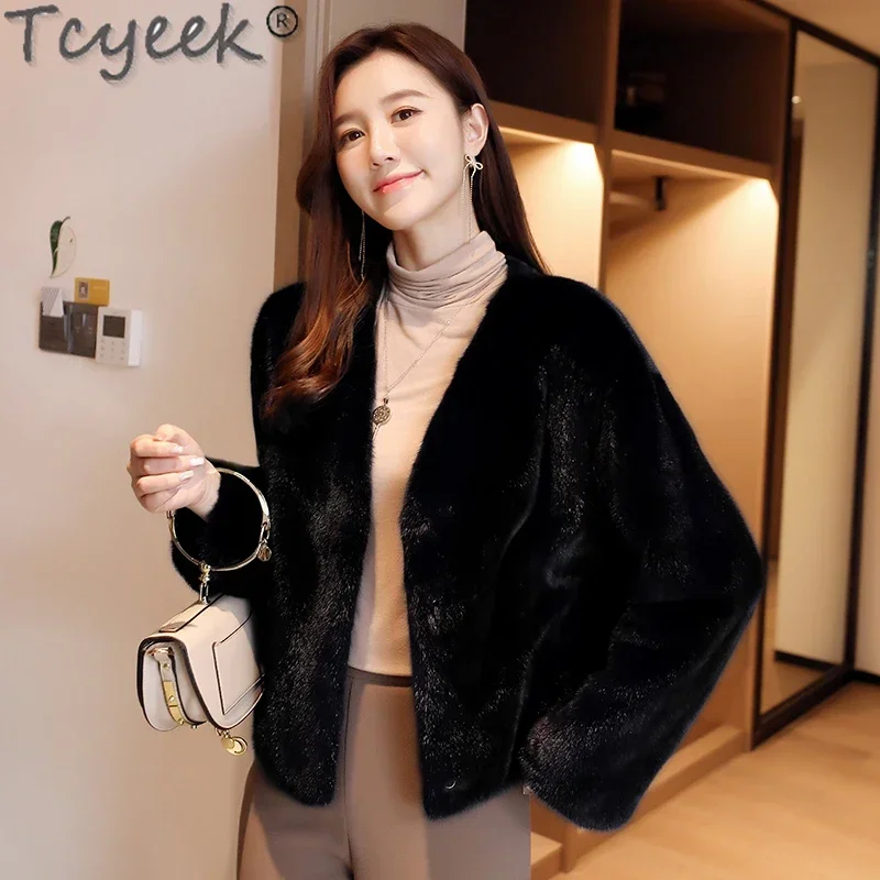 Tcyeek Natural Mink Fur Coat Short High-end Real Fur Jackets Woman Clothing Real Mink Fur V-neck Coats Winter Women's Jacket