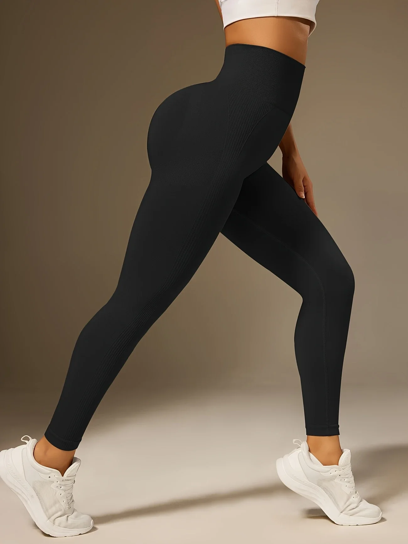 Seamless Peach Butt Lifting Yoga Pants - High-Waisted Buttery Soft Leggings for Women, Ideal for Running & Workouts image 5