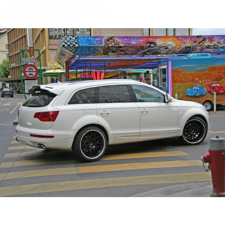 Madly Q7 body kits for AUDI Q7 Style ABT made of high quality PU material