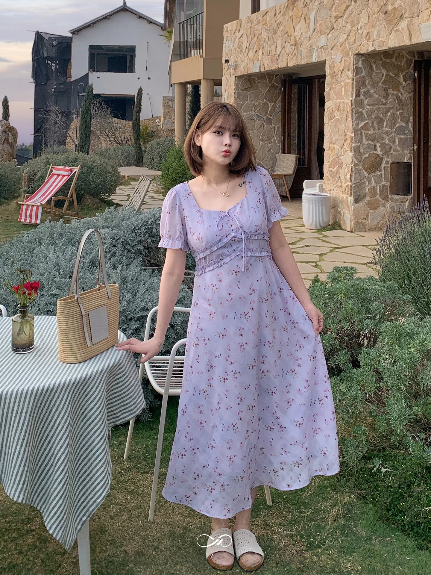 

Mascotte plus Size Floral Print Square Neck Tie Waist Midi Dress Summer Casual A-Line Skirt Short Sleeve Belly Covering Dresses