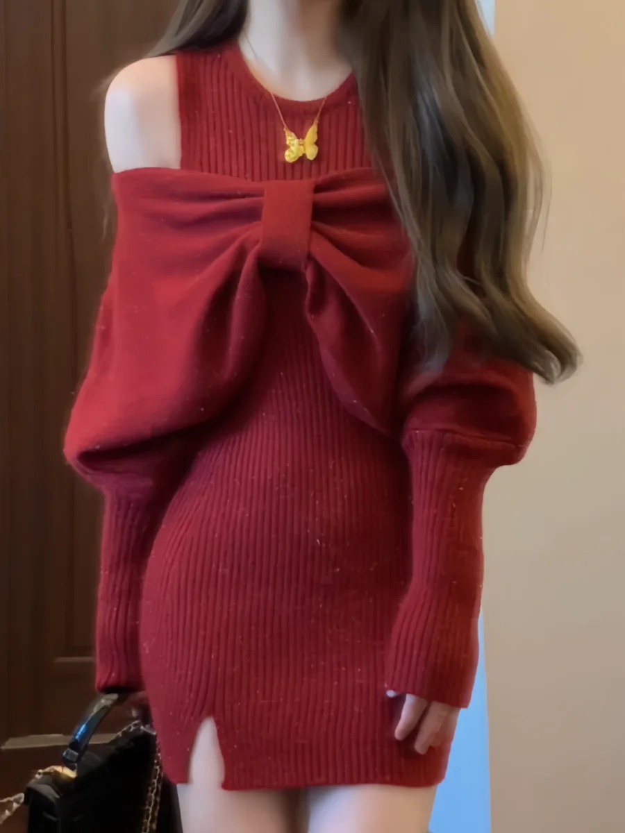 Gagarich Red Knitted Dress Set Women Autumn Winter Pure Desire Style White Bow One Shoulder Hoodie Woolen Dresses