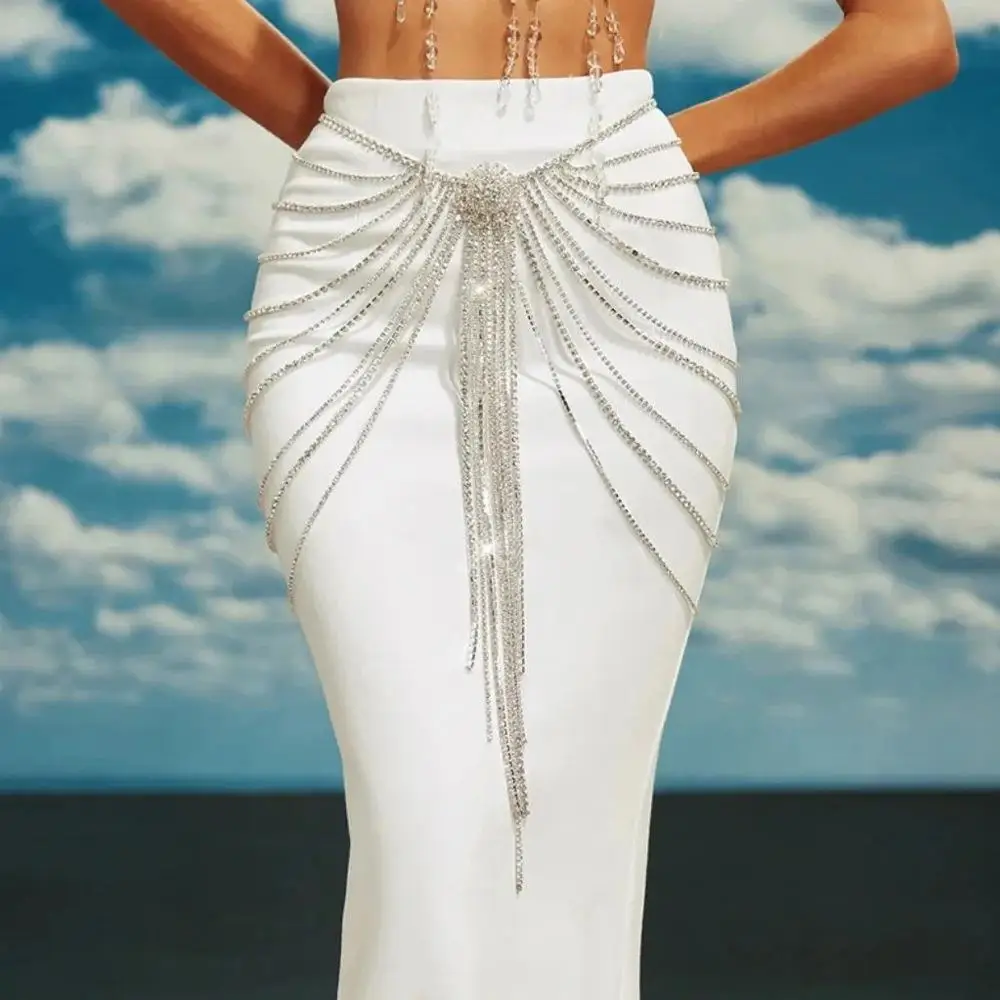 ファッショナブルな多層ラインストーンウエストチェーン、女性用セクシーなキラキラボディチェーンアクセサリー、レザー素材ベルトスタイル