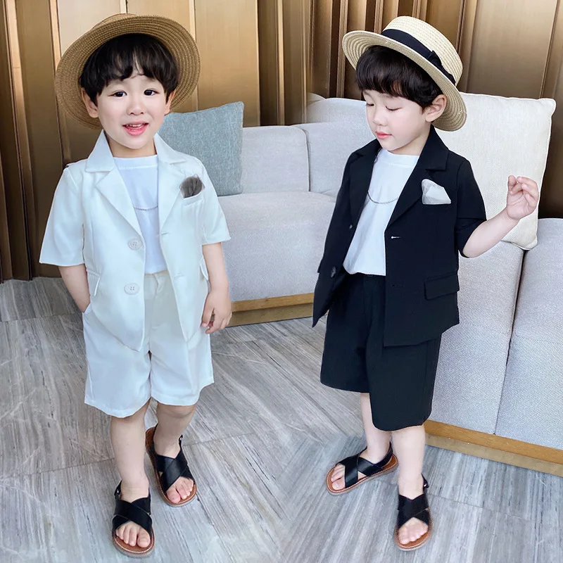 

2022 Summer Children Casual Short Sleeve Suit Set Boys White Blazer Shorts 2pcs Outfit Kids Wedding Party Performance Costume